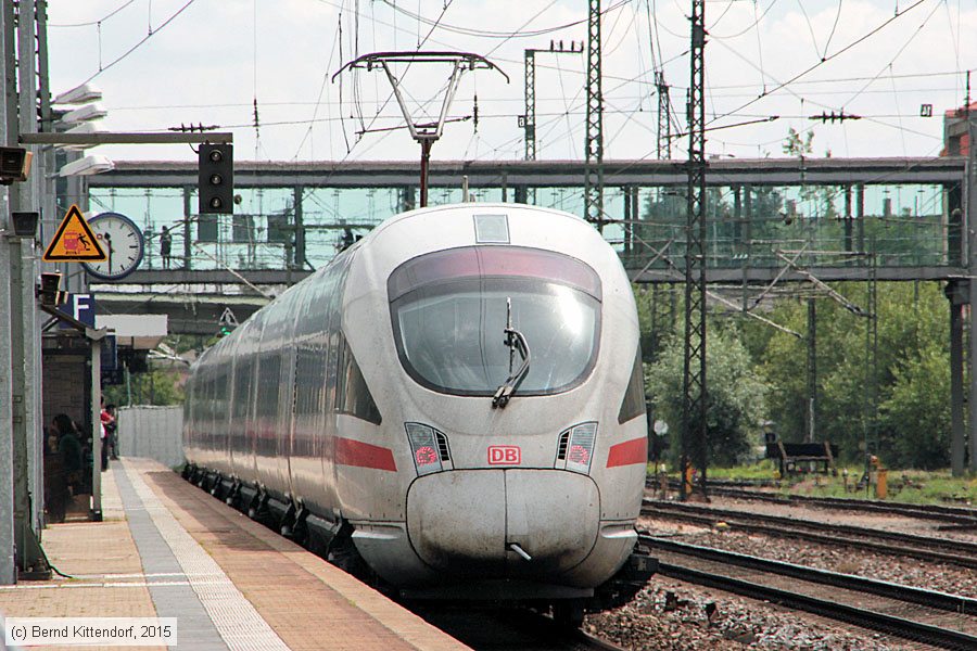 Deutsche Bahn - 411568-9
/ Bild: db4115689_bk1506250103.jpg