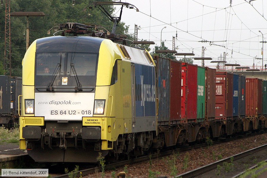boxxpress - ES64U2-018
/ Bild: boxxpresses64u2018_bk0706040053.jpg