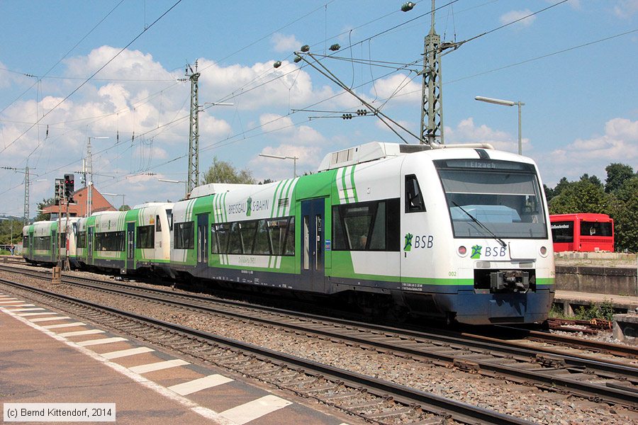 Breisgau-S-Bahn - 002
/ Bild: bsb002_bk1408010333.jpg