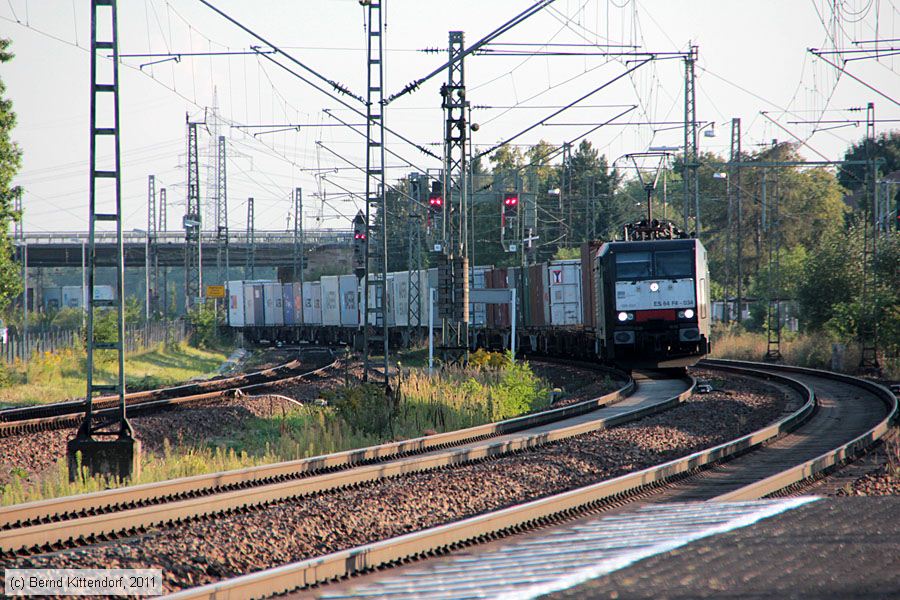 Dispolok - ES 64 F4-034
/ Bild: dispolokes64f4034_bk1109020070.jpg Dispolok - ES 64 F4-034
/ Bild: dispolokes64f4034_bk1109020070.jpg