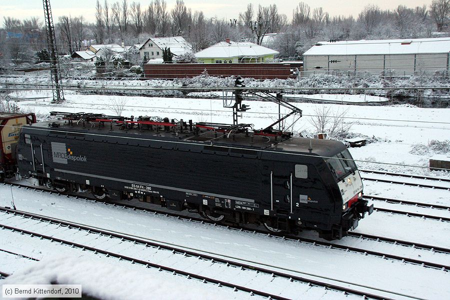 Dispolok - ES 64 F4-280
/ Bild: dispolokes64f4280_bk1012090016.jpg