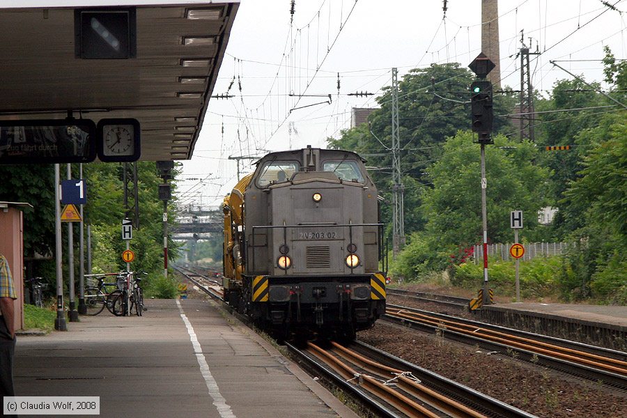 EMN - V203 02
/ Bild: emnv20302_cw0806110045.jpg