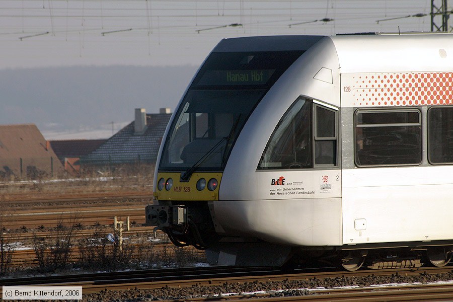 Hessische Landesbahn - VT 128
/ Bild: hlbvt128_e0026201.jpg
