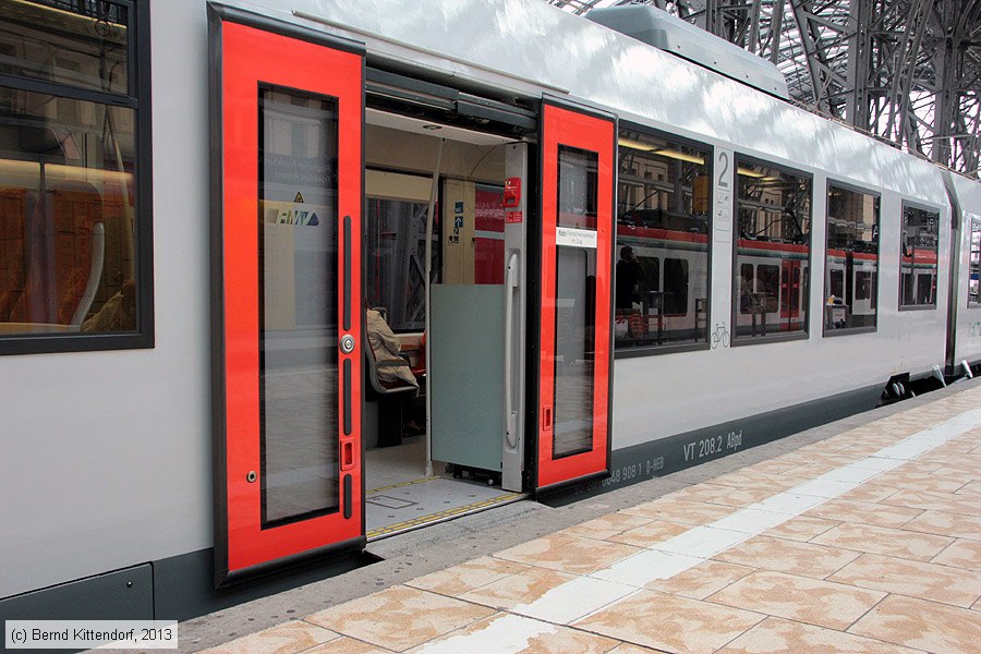 Hessische Landesbahn - VT 208.2
/ Bild: hlbvt2082_bk1309120061.jpg