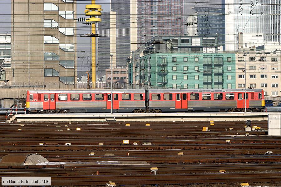 Hessische Landesbahn - VS2E 21B
/ Bild: hlbvs2e21b_e0026107.jpg