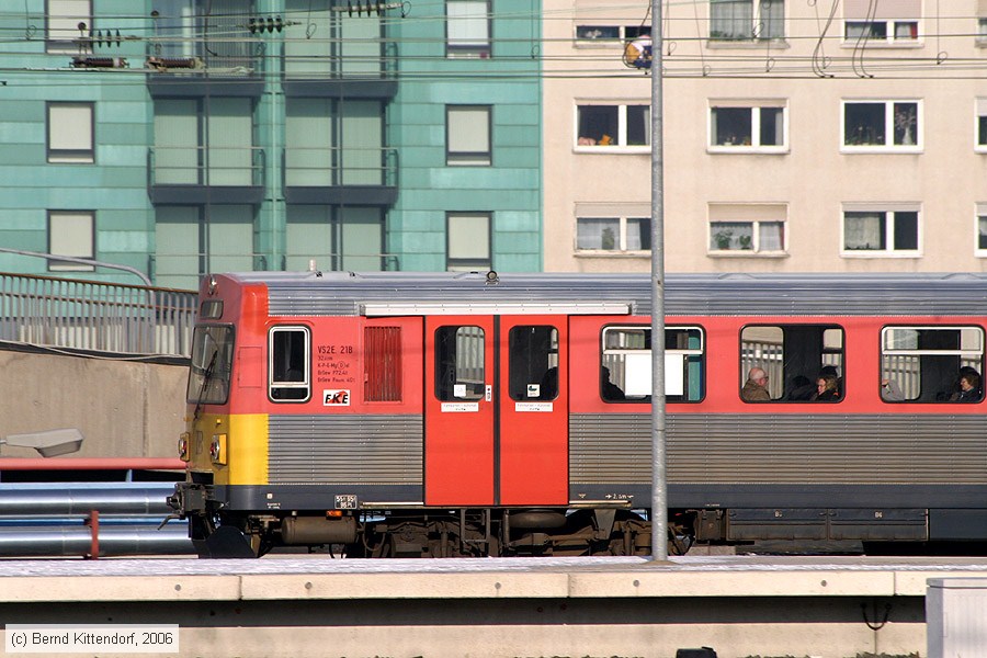 Hessische Landesbahn - VS2E 21B
/ Bild: hlbvs2e21b_e0026108.jpg