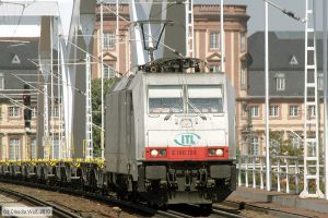 Bild: itl1861384_cw1005210027.jpg - anklicken zum Vergrößern Bild: itl1861384_cw1005210027.jpg - anklicken zum Vergrößern