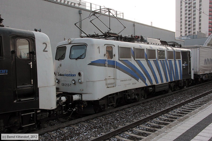 Lokomotion - 139213-3
/ Bild: lokomotion1392133_bk1202100023.jpg Lokomotion - 139213-3
/ Bild: lokomotion1392133_bk1202100023.jpg