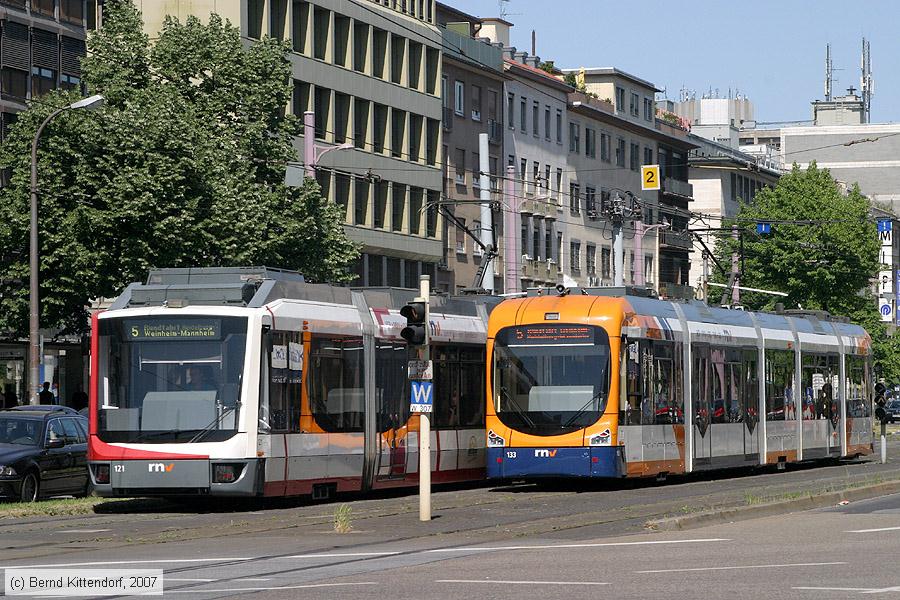 OEG - 121 und 133
/ Bild: oeg121_bk0704300104.jpg