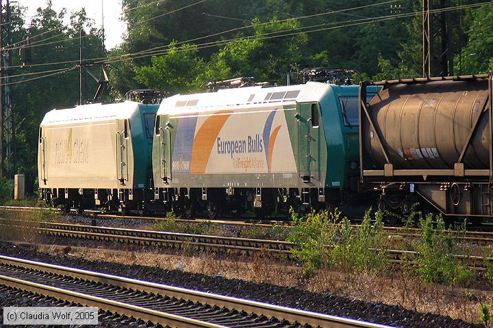 Rail4Chem - 185-CL 006 und 185549-3
/ Bild: r4c1855493_cw016108.jpg