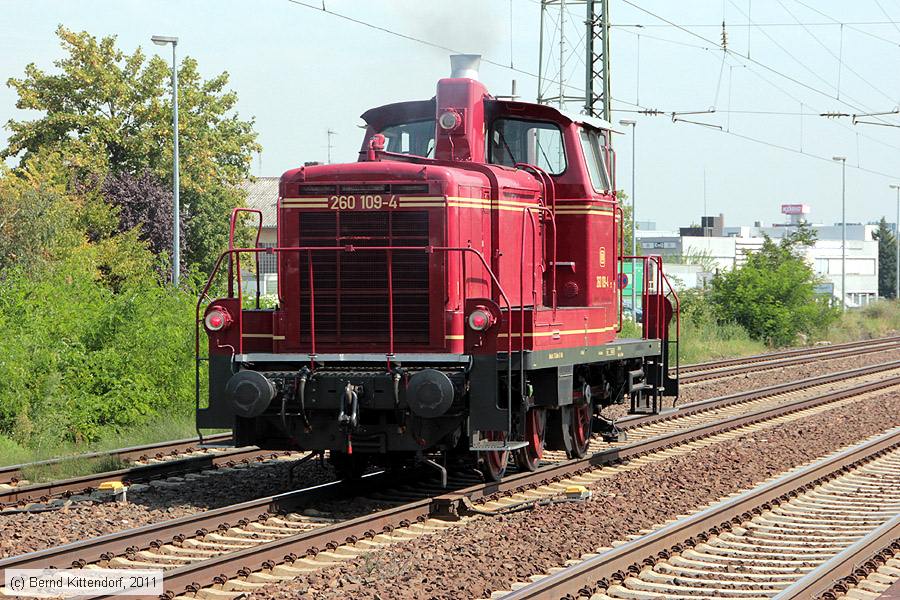 Rheinische Eisenbahn - 260109-4
/ Bild: rheinischeeisenbahn2601094_bk1108230093.jpg