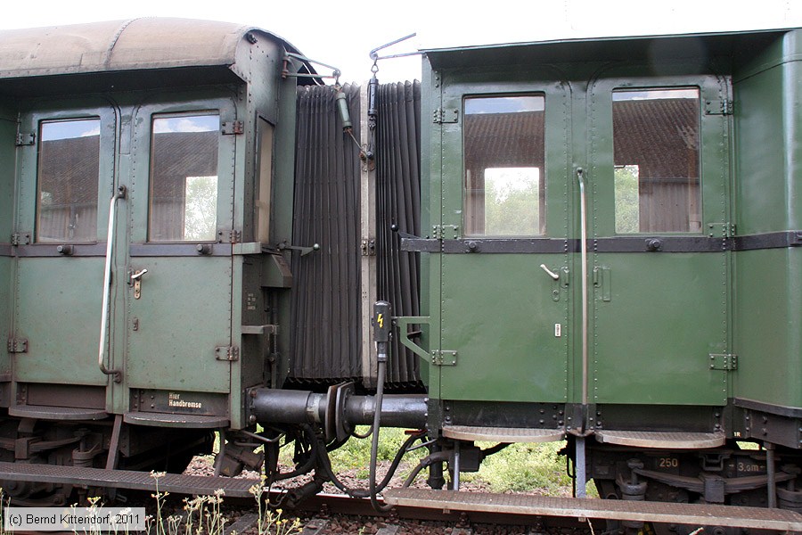 Ulmer Eisenbahnfreunde - 401
/ Bild: uefwagen401_bk1105280127.jpg