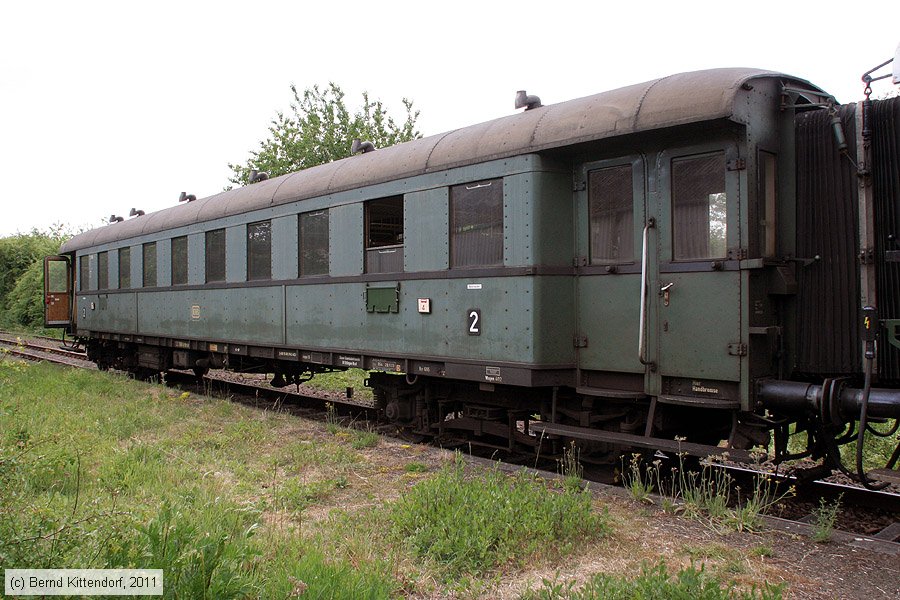 Ulmer Eisenbahnfreunde - 402
/ Bild: uefwagen402_bk1105280130.jpg