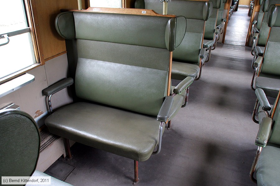 Ulmer Eisenbahnfreunde - 402 - Innenansicht 
/ Bild: uefwagen402_bk1105280139.jpg