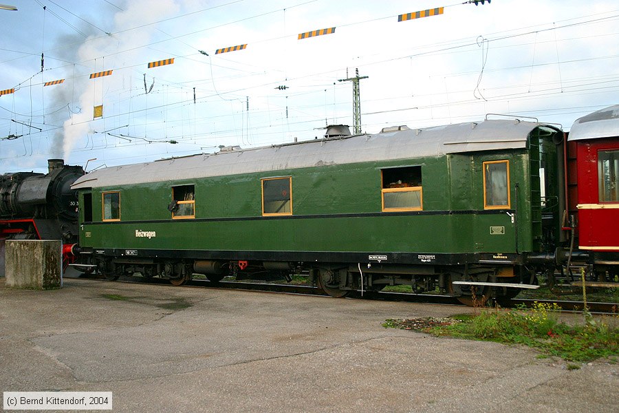 Ulmer Eisenbahnfreunde - Heizwagen 421 
/ Bild: uefwagen421_e0009895.jpg