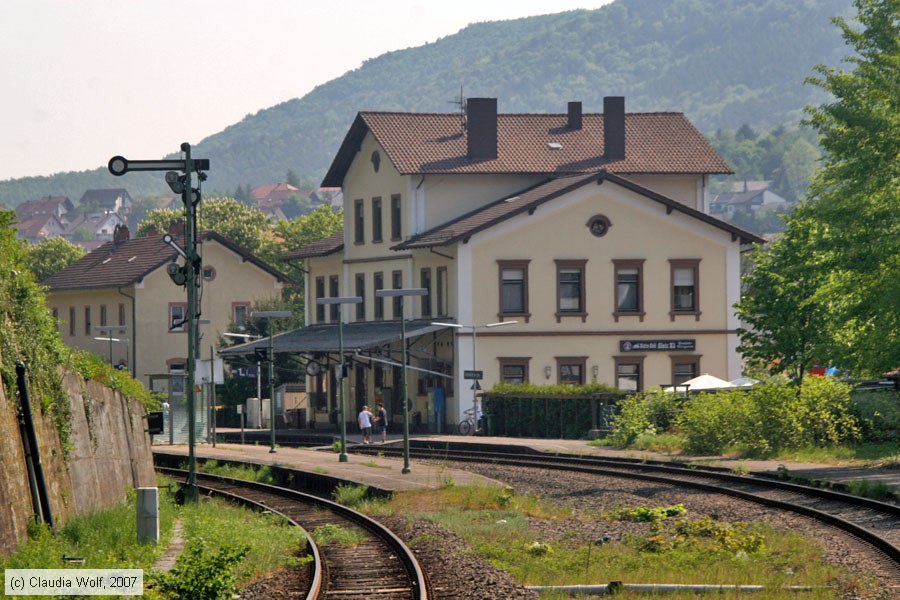 Bahnhof Annweiler am Trifels
/ Bild: bfannweiler_cw0704280057.jpg