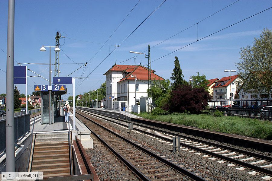 Bahnhof Bad Schönborn Süd
/ Bild: bfbadschoenbornsued_cw0904250068.jpg
