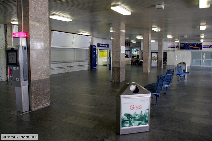 Bahnhof Berlin Schönefeld Flughafen
/ Bild: bfberlinschoenefeldflughafen_bk1006150184.jpg