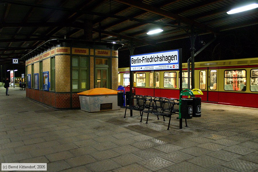 Bahnhof Berlin Friedrichshagen
/ Bild: bfberlinfriedrichshagen_e0013679.jpg