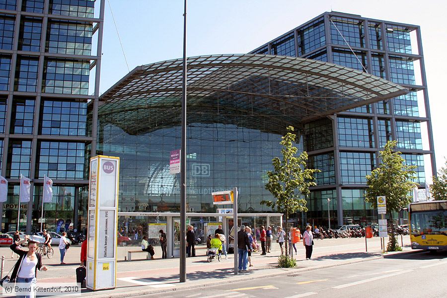 Berlin Hauptbahnhof
/ Bild: bfberlinhbf_bk1006170286.jpg
