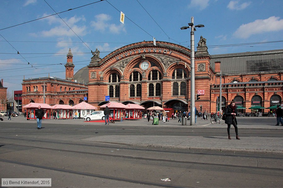 Bremen Hauptbahnhof
/ Bild: bfbremenhbf_bk1503280082.jpg Bremen Hauptbahnhof
/ Bild: bfbremenhbf_bk1503280082.jpg