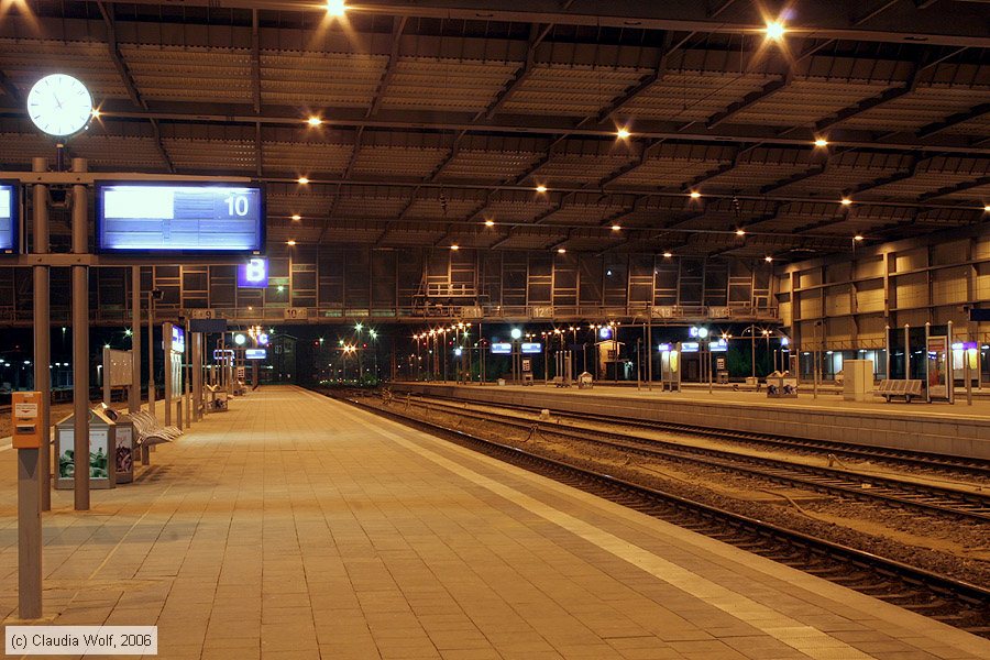 Chemnitz Hauptbahnhof
/ Bild: bfchemnitzhbf_cw0605130225.jpg