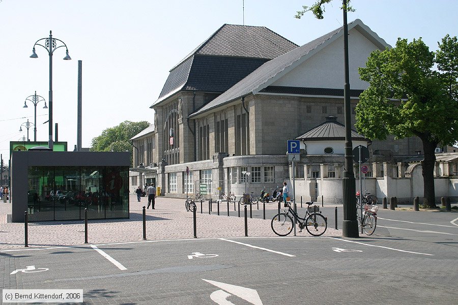 Darmstadt Hauptbahnhof
/ Bild: bfdarmstadthbf_bk0605070023.jpg