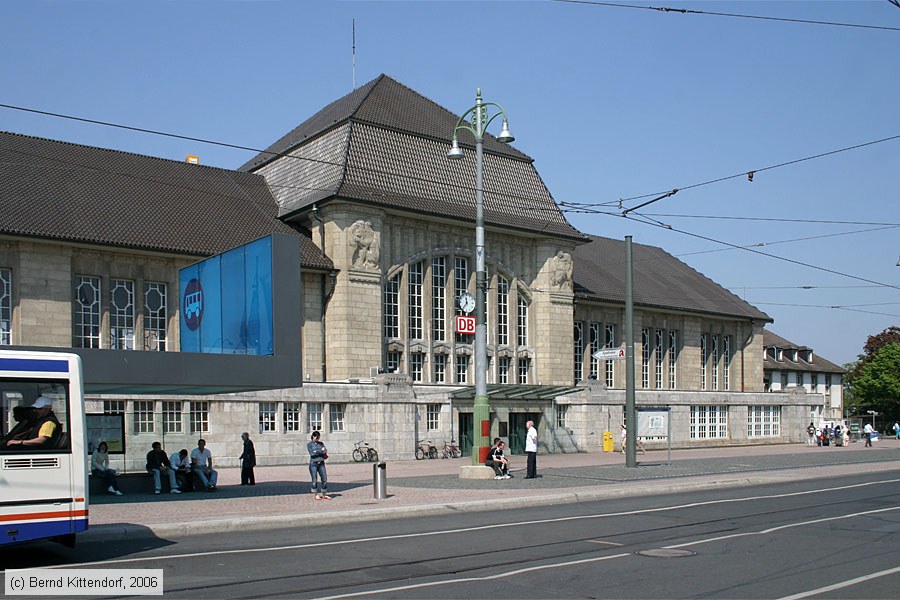 Darmstadt Hauptbahnhof
/ Bild: bfdarmstadthbf_bk0605070024.jpg