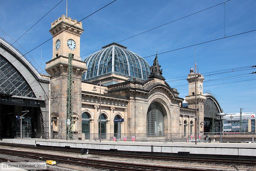 Dresden Hauptbahnhof
/ Bild: bfdresdenhbf_bk1208180099.jpg
