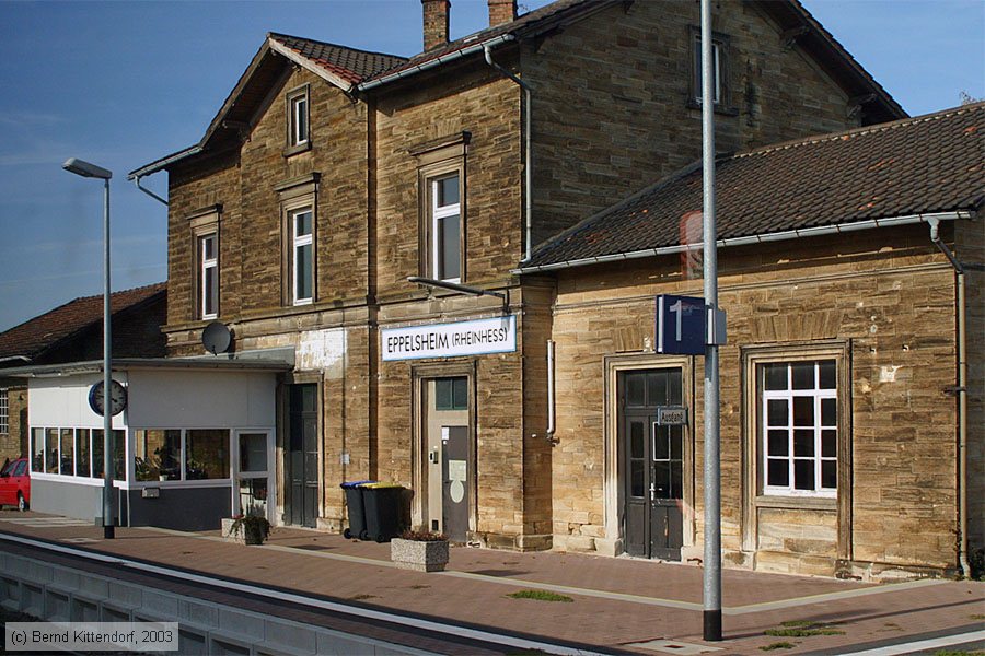 Bahnhof Eppelsheim (Rheinhessen)
/ Bild: bfeppelsheim_e0000228.jpg Bahnhof Eppelsheim (Rheinhessen)
/ Bild: bfeppelsheim_e0000228.jpg