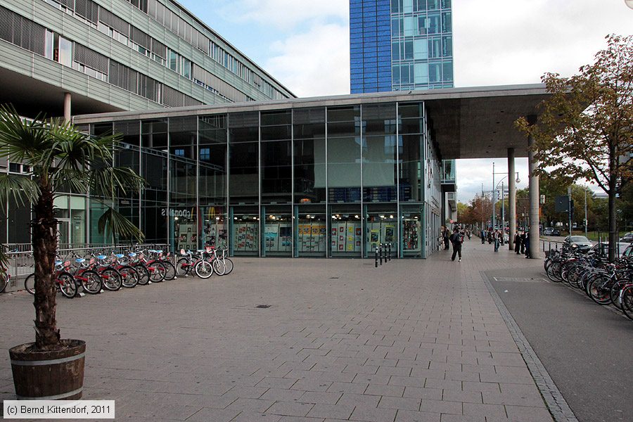 Freiburg (Breisgau) Hauptbahnhof
/ Bild: bffreiburghbf_bk1110110018.jpg