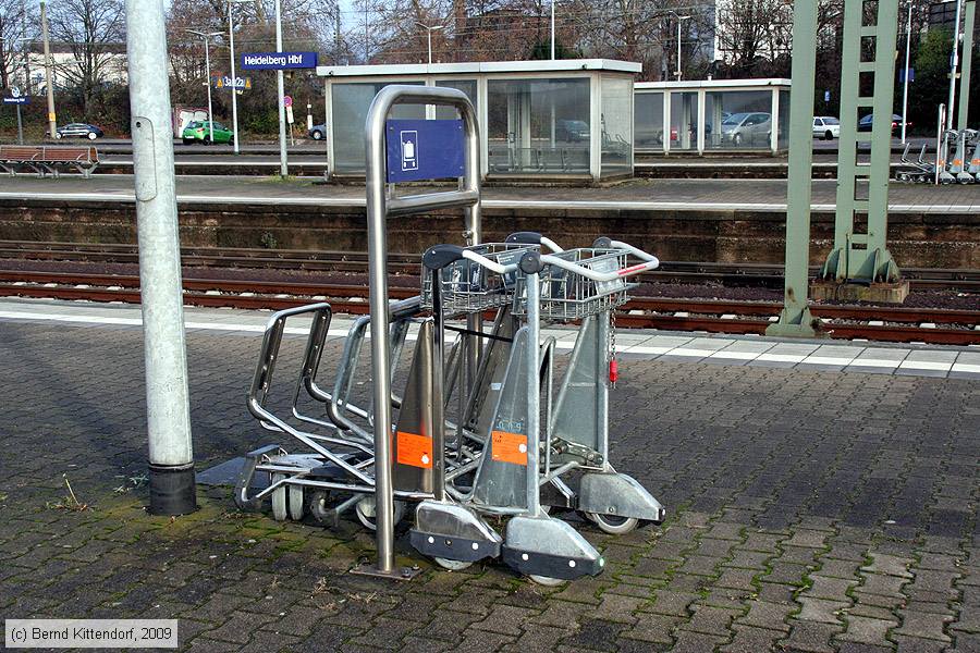 Heidelberg Hauptbahnhof - Kofferkuli
/ Bild: bfheidelberghbf_bk0912070027.jpg