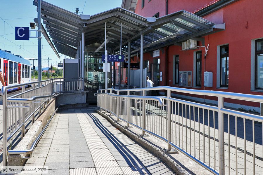 Bahnhof Holzkirchen
/ Bild: bfholzkirchen_bk2008200141.jpg