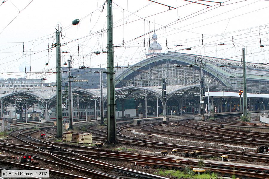 Köln Hauptbahnhof
/ Bild: bfkoelnhbf_bk0710020006.jpg