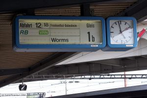 Bild: bfludwigshafenhbf_bk0807310079.jpg - anklicken zum Vergrößern Bild: bfludwigshafenhbf_bk0807310079.jpg - anklicken zum Vergrößern