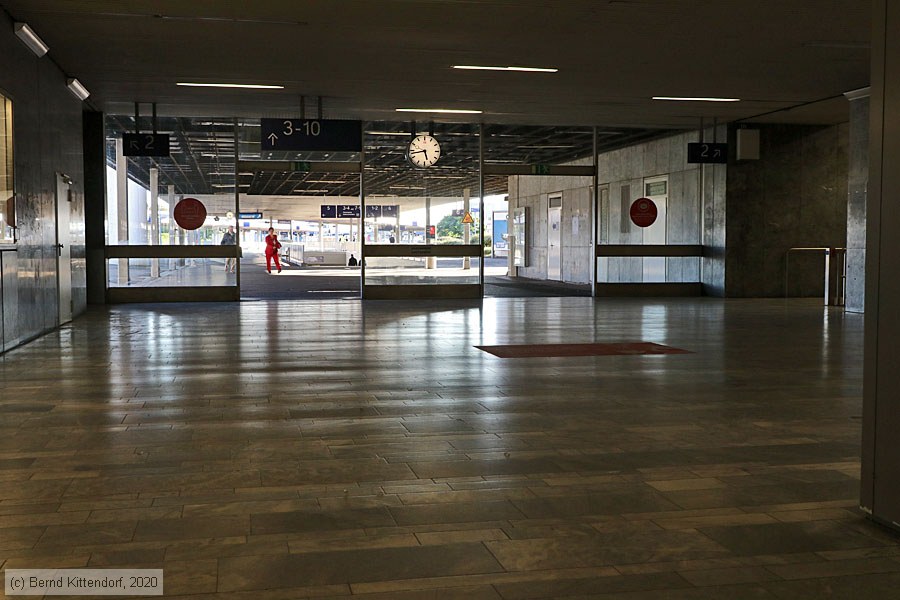 Ludwigshafen (Rhein) Hauptbahnhof
/ Bild: bfludwigshafenhbf_bk2010030023.jpg