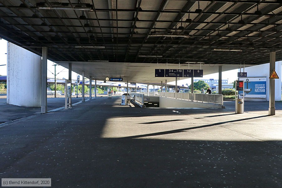Ludwigshafen (Rhein) Hauptbahnhof
/ Bild: bfludwigshafenhbf_bk2010030026.jpg