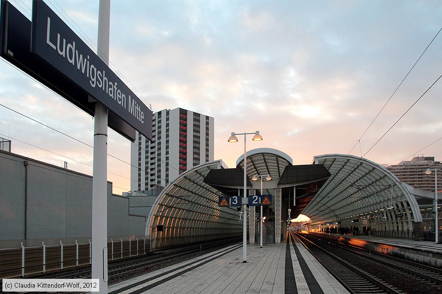 Bahnhof Ludwigshafen Mitte
/ Bild: bfludwigshafenmitte_cw1212180021.jpg
