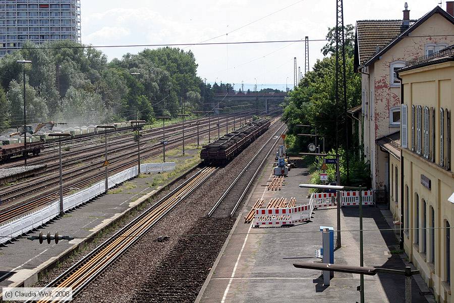 Bahnhof Ludwigshafen Oggersheim
/ Bild: bfludwigshafenoggersheim_cw0807140068.jpg