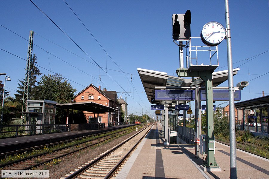 Bahnhof Ludwigshafen Rheingönheim
/ Bild: bfludwigshafenrheing_bk1010100033.jpg
