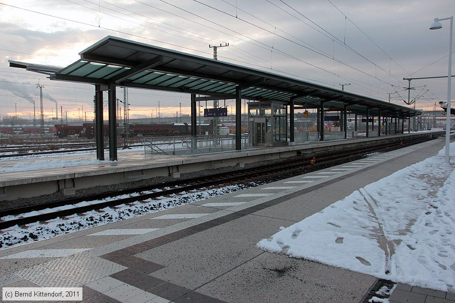 Bahnhof Mannheim Arena - Maimarkt
/ Bild: bfmannheimmaimarkt_bk1112200081.jpg