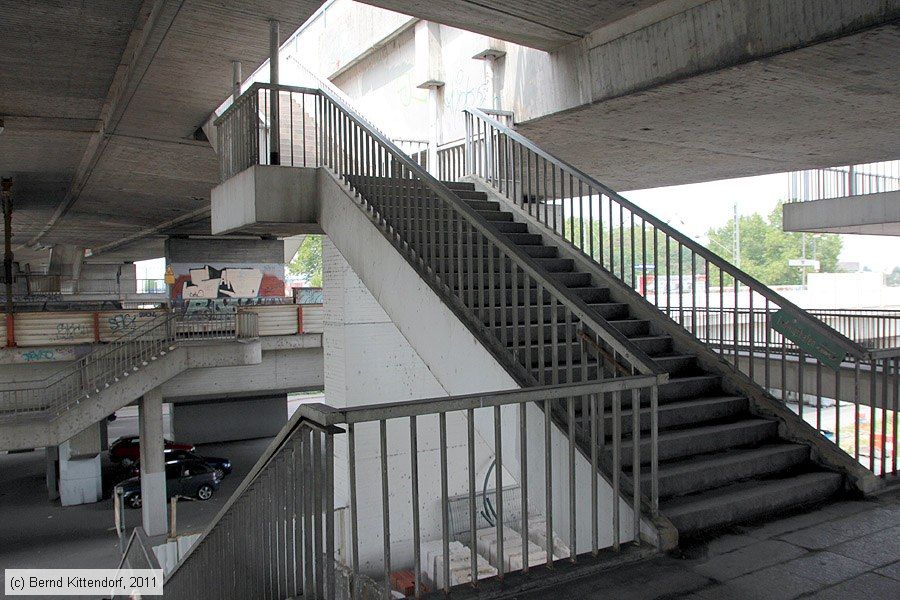 Bahnhof Mannheim Handelshafen
/ Bild: bfmannheimhandelshafen_bk1108250007.jpg Bahnhof Mannheim Handelshafen
/ Bild: bfmannheimhandelshafen_bk1108250007.jpg