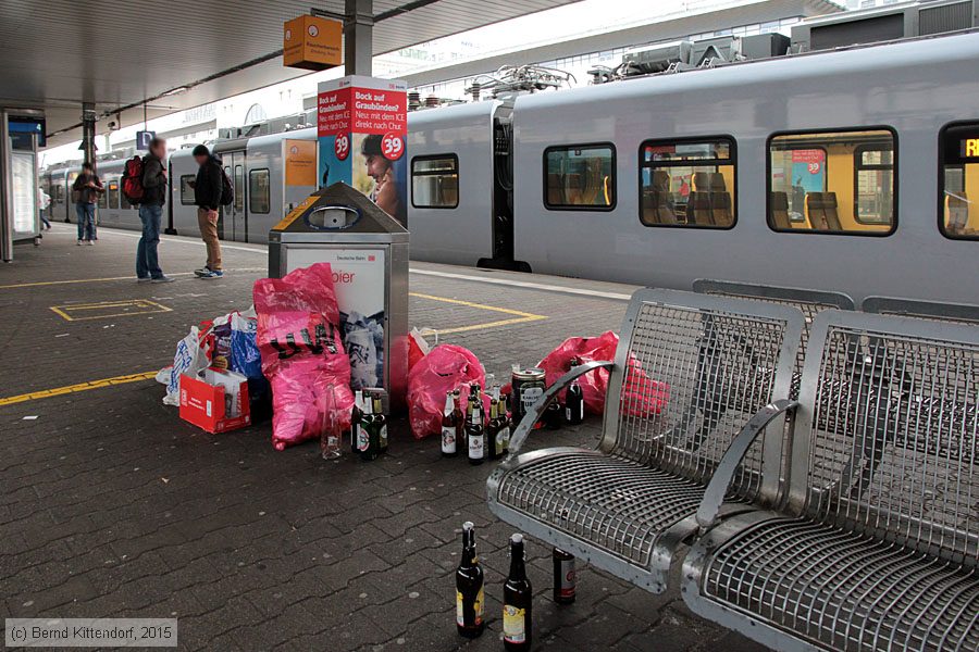 Mannheim Hauptbahnhof
/ Bild: bfmannheimhbf_bk1512120106.jpg Mannheim Hauptbahnhof
/ Bild: bfmannheimhbf_bk1512120106.jpg