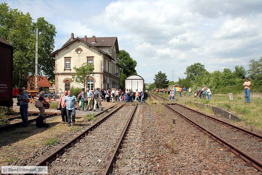 Bahnhof Marnheim
/ Bild: bfmarnheim_bk1105280182.jpg Bahnhof Marnheim
/ Bild: bfmarnheim_bk1105280182.jpg