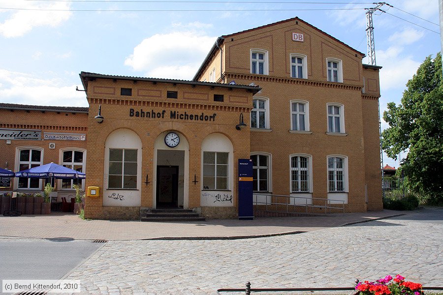 Bahnhof Michendorf
/ Bild: bfmichendorf_bk1006150283.jpg