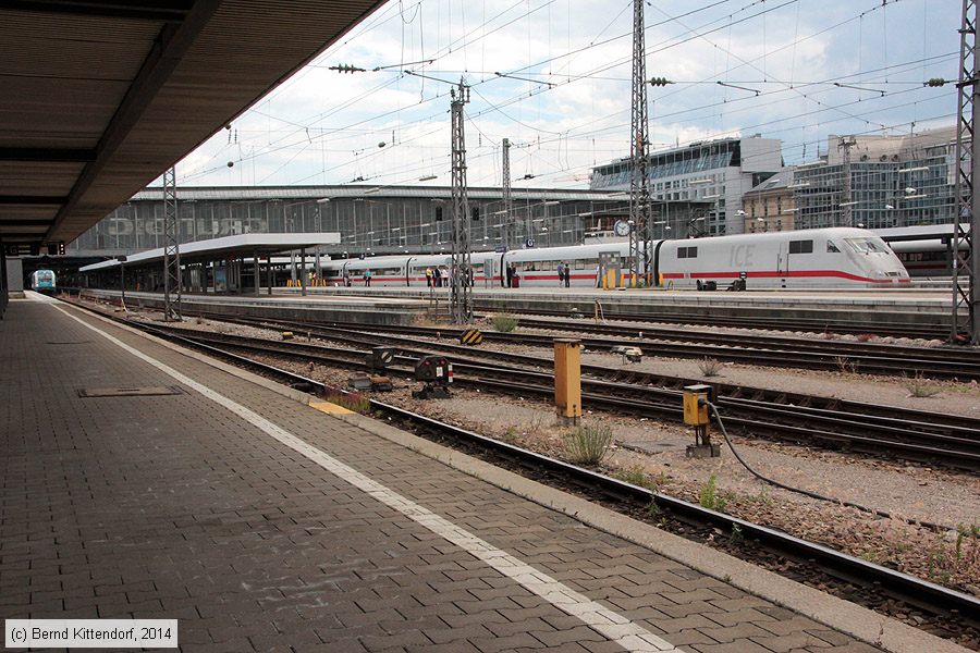 München Hauptbahnhof
/ Bild: bfmuenchenhbf_bk1406170318.jpg München Hauptbahnhof
/ Bild: bfmuenchenhbf_bk1406170318.jpg
