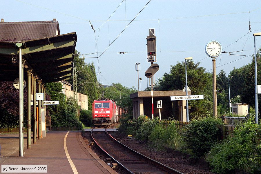 Bahnhof Niederdollendorf
/ Bild: bfniederdollendorf_e0020839.jpg