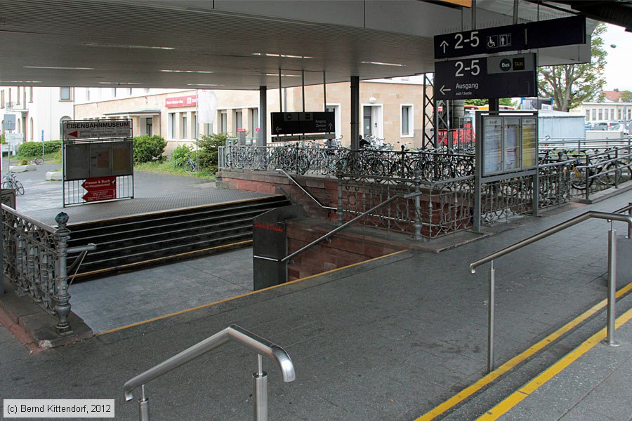 Neustadt (Weinstraße) Hauptbahnhof
/ Bild: bfneustadtweinstr_bk1205150048.jpg