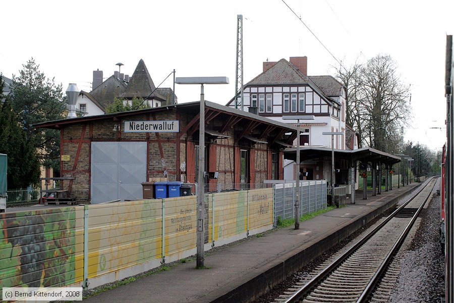 Bahnhof Niederwalluf
/ Bild: bfniederwalluf_bk0804150177.jpg