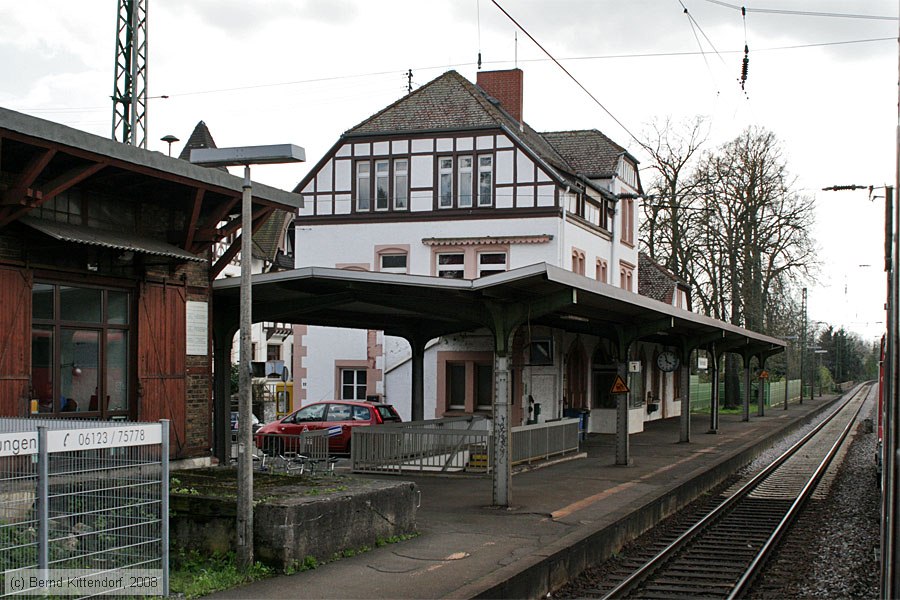 Bahnhof Niederwalluf
/ Bild: bfniederwalluf_bk0804150178.jpg